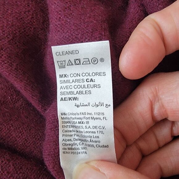 Chico's Black Label 100 % Cashmere Asymmetrical Sweater NWT. Size 0. - Picture 5 of 11